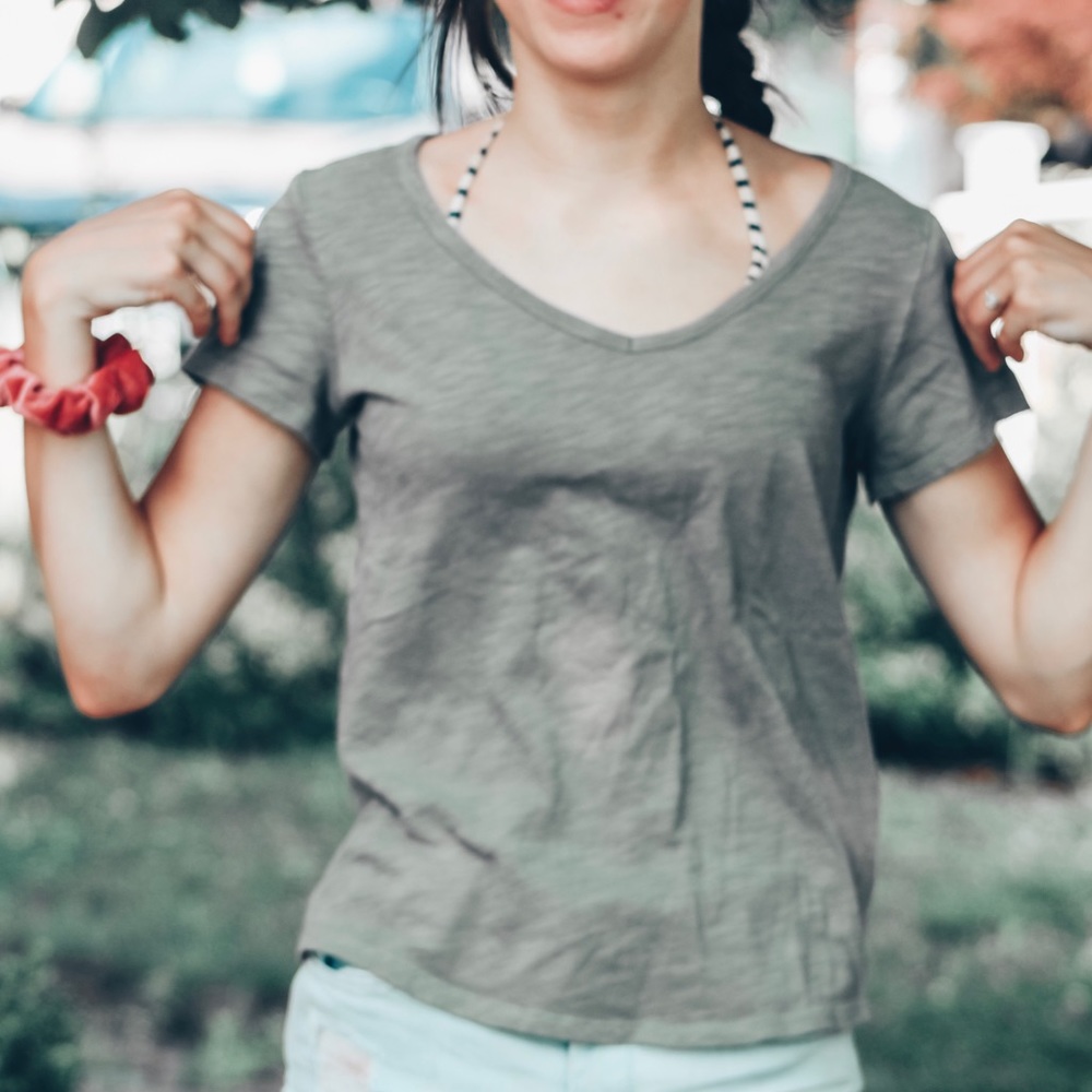 Hunter green T shirt